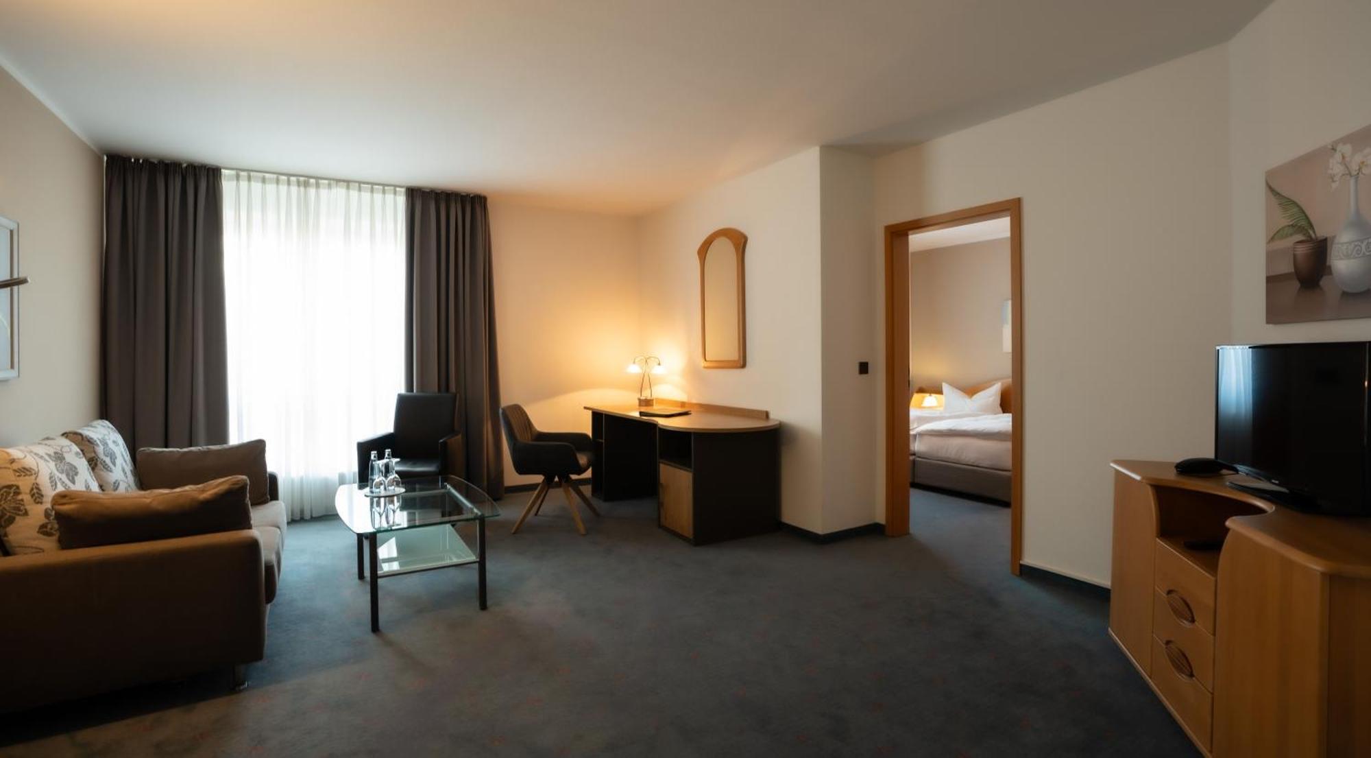 Hotel Pfaelzer Hof Брауншвейг Экстерьер фото