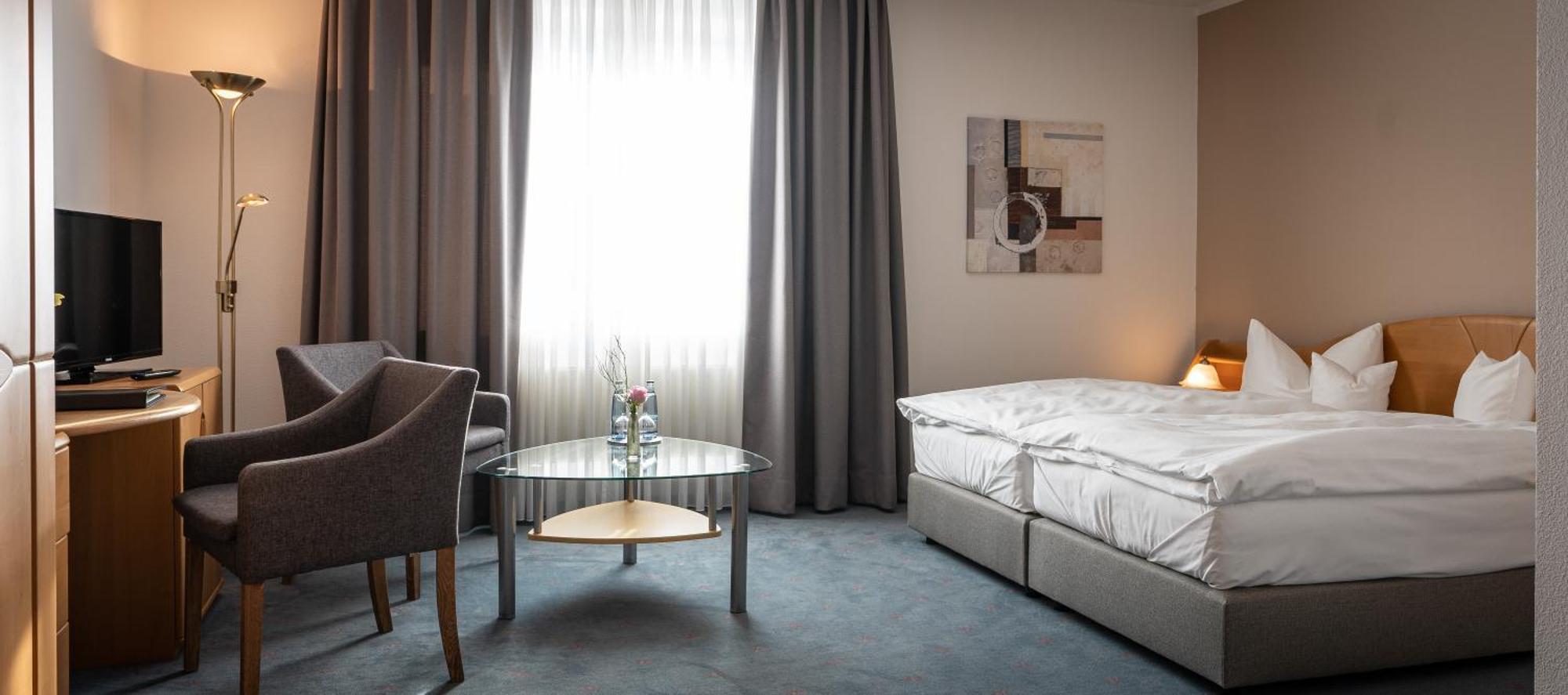 Hotel Pfaelzer Hof Брауншвейг Экстерьер фото